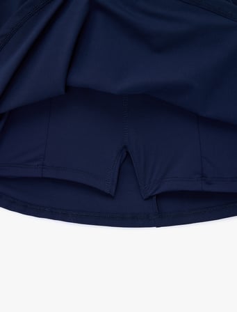 Slim Fit Kolsuz Çapraz İp Askılı Şortlu Mini Spor Elbise