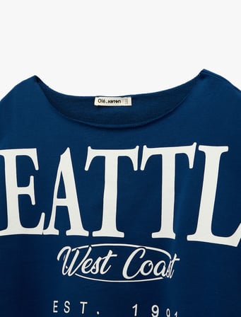 Oversize Omzu Açık Kısa Kollu Baskılı Crop Tişört