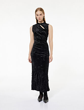 Pencere Detaylı Kolsuz Dik Yaka Uzun Kalem Kadife Elbise