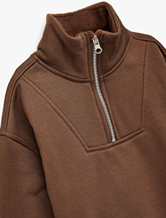 Uzun Kollu Yarım Fermuarlı Şardonlu Dik Yaka Sweatshirt