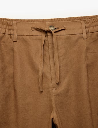 Regular Fit Beli Lastikli Düğmeli Düz Paça Keten Karışımlı Chino Pantolon