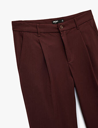 Rahat Kalıp Cepli Viskon Karışımlı Pileli Kumaş Pantolon