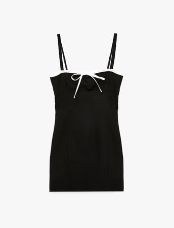 Kalp Yaka Kolsuz Bağcıklı Fiyonklu Bodycon Mini Elbise