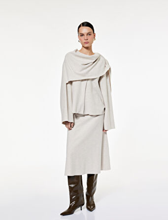 Uzun Geniş Kollu Düğmeli Şal Yaka Atkılı Hırka