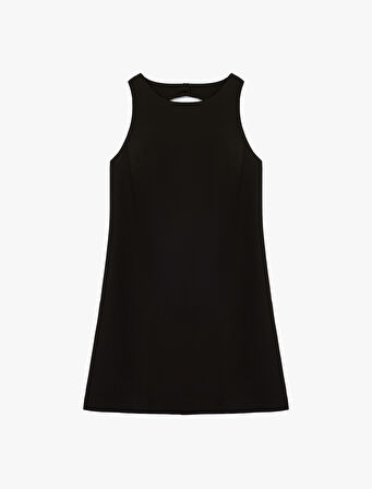 A Kesim Sırt Dekolteli Pencere Detaylı Kolsuz Bisiklet Yaka Mini Elbise