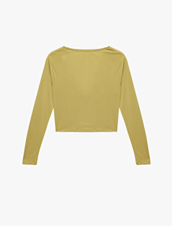 Slim Fit Uzun Kollu Metal Aksesuarlı Degaje Yaka Tişört