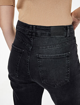 Yüksek Bel Dar Kalıp Düğmeli Cepli İspanyol Paça Crop Jean Pantolon - Flare Jeans