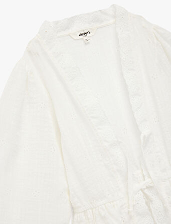 V Yaka Uzun Kollu Fırfırlı Pamuklu Oversize Gömlek