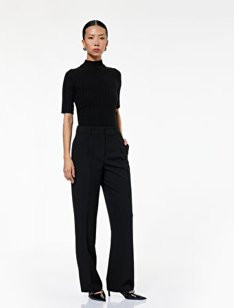 Pile Detaylı Cepli Düz Paça Kumaş Pantolon