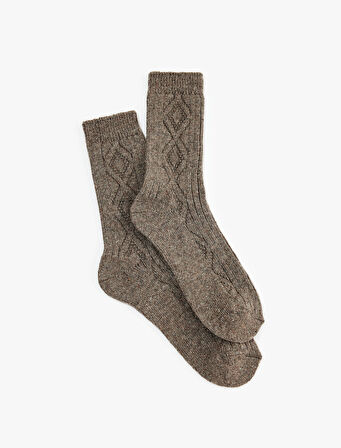 Kalın Koyun Yünü Karışımlı Baklava Desenli Dokulu Soket Çorap
