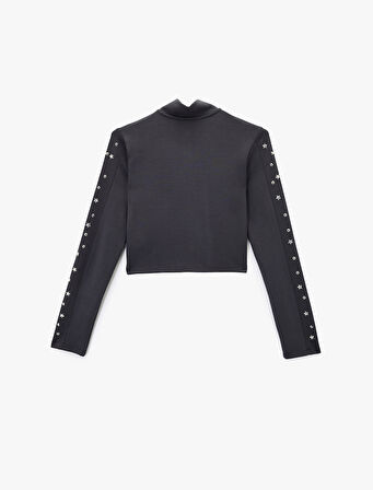 Slim Fit Fermuarlı Uzun Kollu Dik Yaka Yıldız ve Zımba Detaylı Crop Hırka