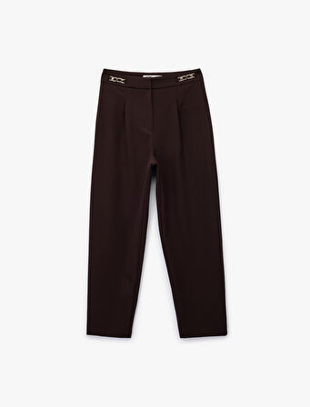 Aksesuar Detaylı Havuç Kesim Kumaş Pantolon