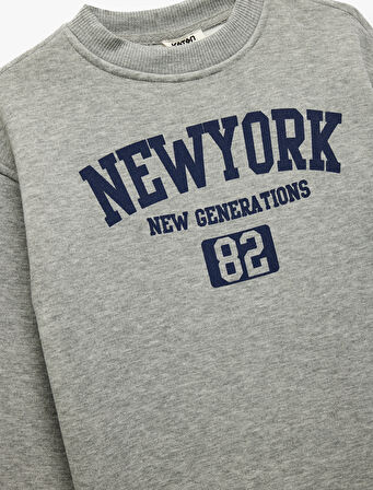 Oversize Uzun Kollu Bisiklet Yaka Şardonlu Baskılı Sweatshirt