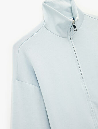 Uzun Kollu Dik Yaka Fermuarlı Sweatshirt