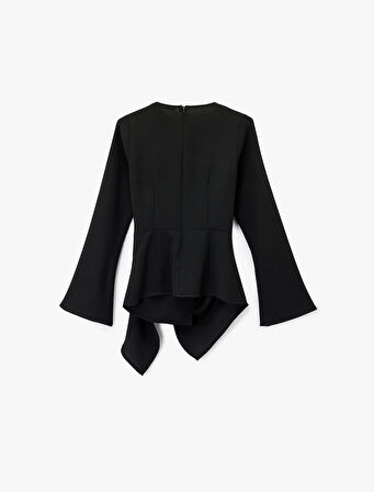 Uzun Kollu Degaje Yaka Metal Aksesuarlı Büzgülü Asimetrik Bluz