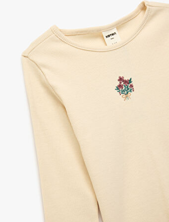 Çiçek Nakış Detaylı Uzun Kollu Bisiklet Yaka Pamuklu Tişört