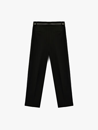 Cepli Pile Detaylı Kemerli Kumaş Cigarette Pantolon