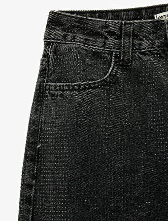 Düğmeli Cepli Pamuklu Normal Bel Düz Paça Taşlı Jean Pantolon - Straight Fit Jean