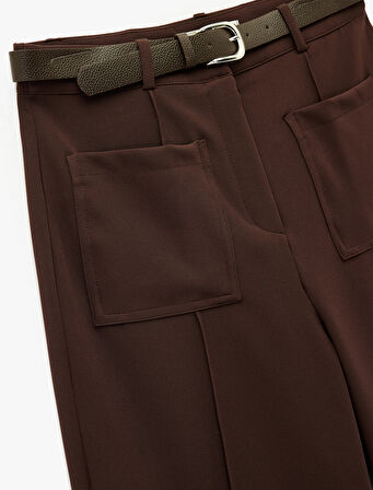 Kemerli Aplike Cepli Culotte Fit Kısa Geniş Paça Kumaş Pantolon