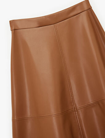 Koton X Melis Ağazat - Volanlı Kloş Kesim Midi Suni Deri Etek