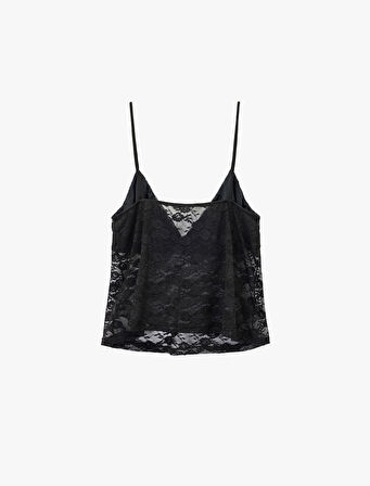 Derin V Yaka İnce Askılı Dantelli Pijama Üstü