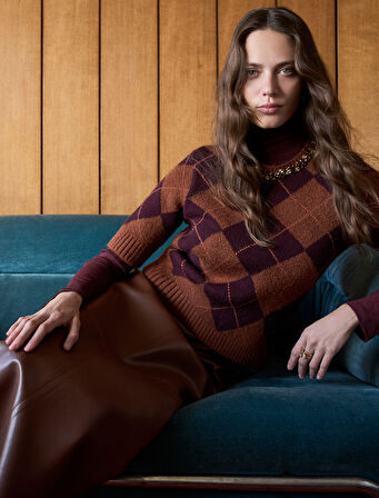 Koton X Melis Ağazat - Kısa Kollu Bisiklet Yaka Taşlı Baklava Desenli Triko Kazak