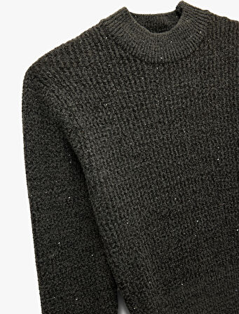 Koton X Melis Ağazat - Uzun Kollu Hafif Dik Yaka Pullu Parıltılı Triko Kazak