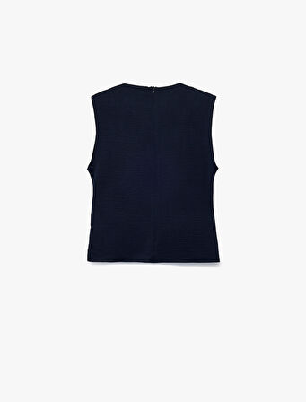 Aerobin Kumaş Kolsuz Degaje Yaka Kemer Detaylı Bluz