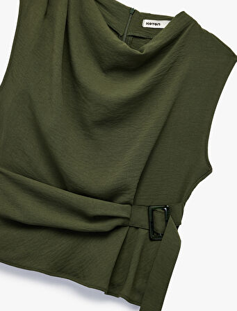 Aerobin Kumaş Kolsuz Degaje Yaka Kemer Detaylı Bluz