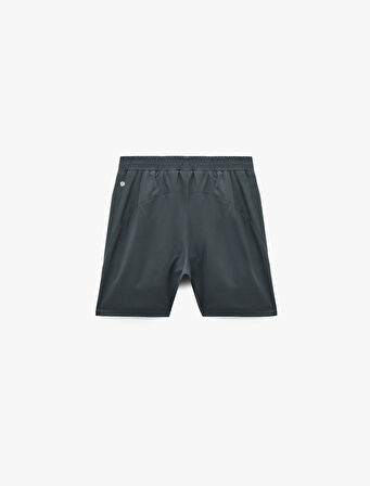 Regular Fit Yırtmaçlı Dikiş Detaylı Beli Lastikli Kısa Spor Şort