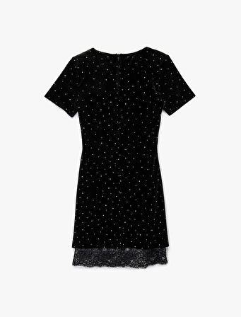 Dantel Detaylı Kare Yaka Kısa Kollu Vatkalı Mini Taşlı Abiye Elbise