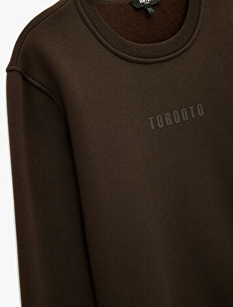 Uzun Kollu Bisiklet Yaka Şardonlu Baskılı Sweatshirt