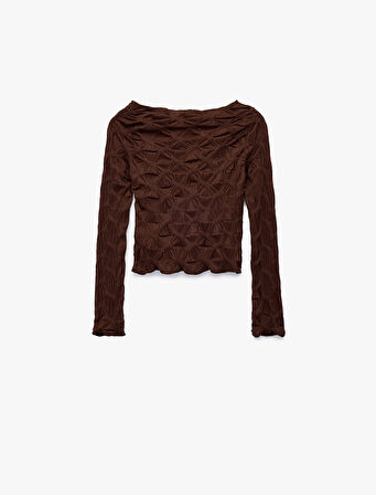 Dokulu Açık Omuzlu Uzun Kollu Tişört