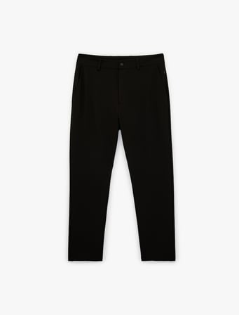Düğme Detaylı Cepli Regular Fit Kumaş Pantolon
