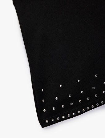 Taş Detaylı Viskon Karışımlı Diz Üstü Etek