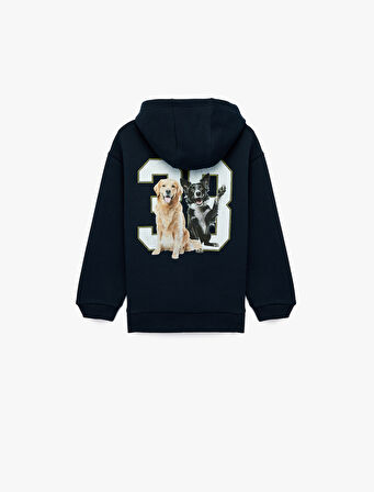 Uzun Kollu Kapşonlu Baskılı Sweatshirt