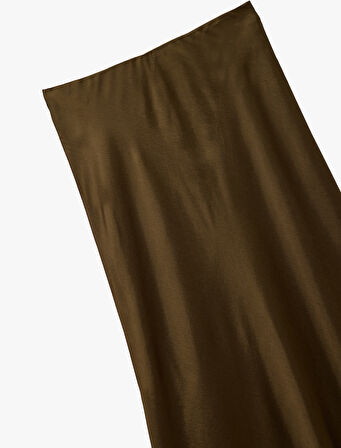 Slim Fit Balık Kesim Midi Boy Saten Etek