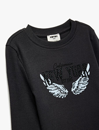 Uzun Kollu Taş Detaylı Bisiklet Yaka Baskılı Tişört