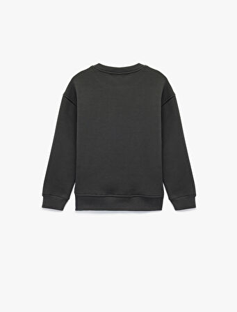 Lisanslı Wednesday Baskılı Uzun Kollu Bisiklet Yaka Oversize Sweatshirt