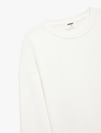 Bisiklet Yaka Fiyonk Detaylı Uzun Kollu Sweatshirt