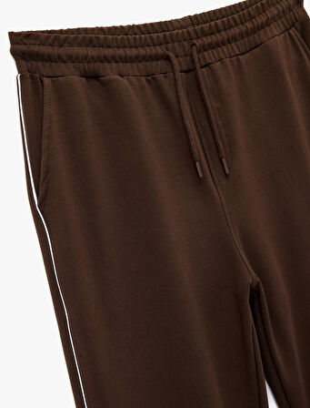 Pamuklu Biyeli Cep Detaylı Beli Bağcıklı Eşofman Altı