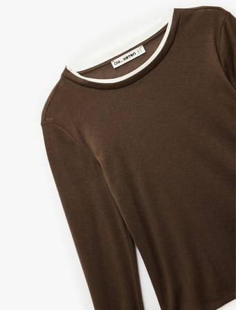 Bisiklet Yaka Biyeli Slim Fit Viskon Karışımlı Uzun Kollu Tişört
