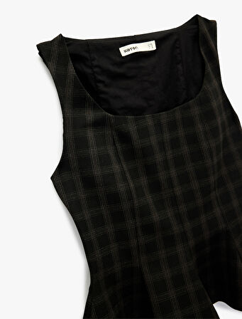 Kare Yaka Kolsuz Ekose Peplum Bluz