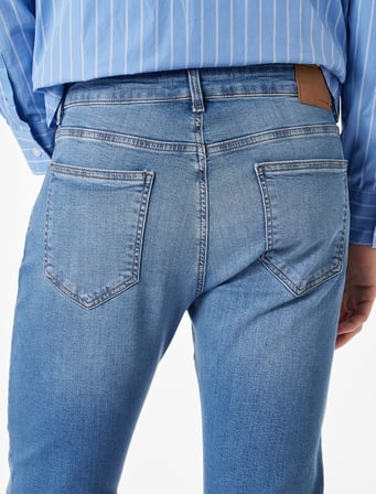 Düğmeli Cep Detaylı Normal Bel Slim Fit Jean Pantolon - Brad Jean
