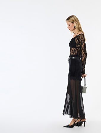 Dantelli Tül Detaylı Kadife Etek