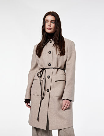 Koton X Şahika Ercümen - Uzun Kollu Cepli Düğmeli İnce Kemer Detaylı Kaşe Kaban