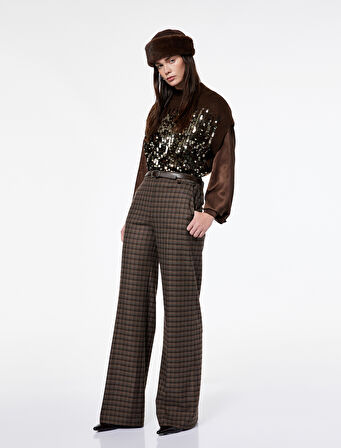 Koton X Şahika Ercümen - Dik Yaka Kolsuz Pul Payet Detaylı Triko Süveter