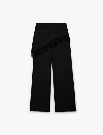 Dantel Detaylı Geniş Paça Kumaş Pantolon