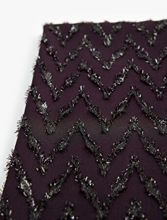 Püsküllü Zikzak Desenli Simli Uzun Atkı