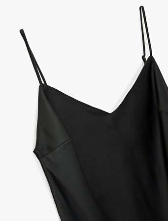 V Yaka İp Askılı Dantel Detaylı Asimetrik Elbise